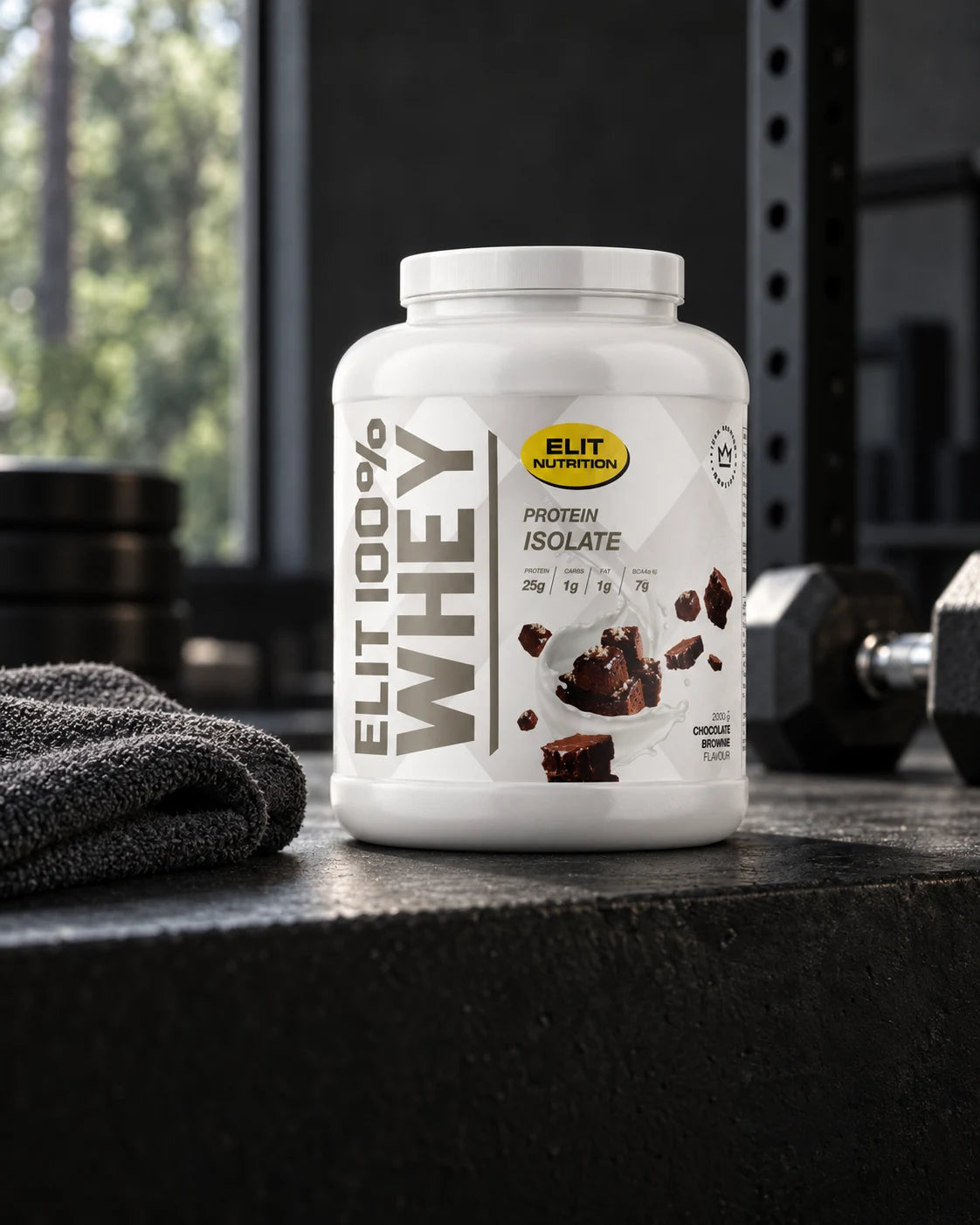 Elit Nutrition supplement in a cinematic training setting
